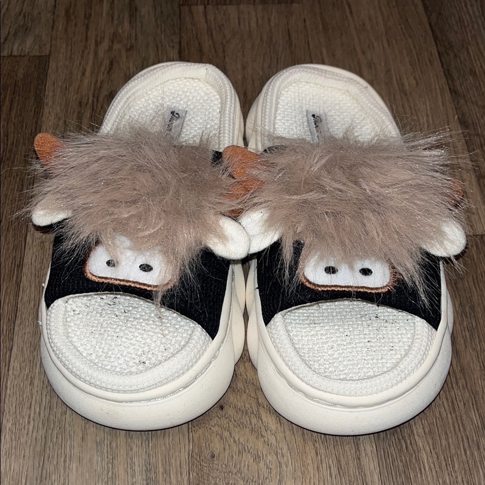 Women’s Slippers